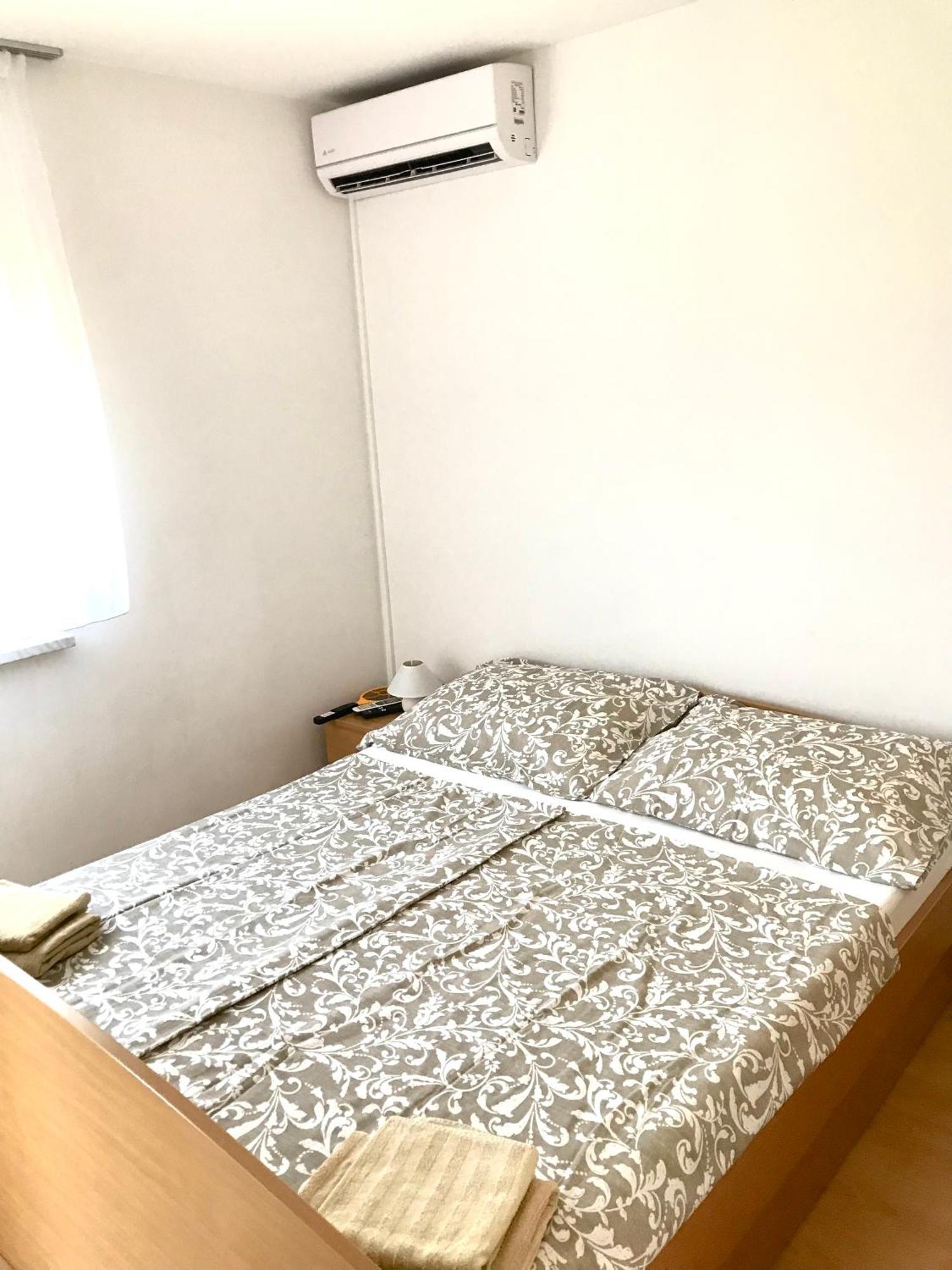 Guesthouse Pejo Porec Bagian luar foto