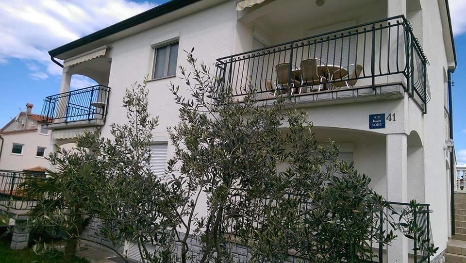Guesthouse Pejo Porec Bagian luar foto