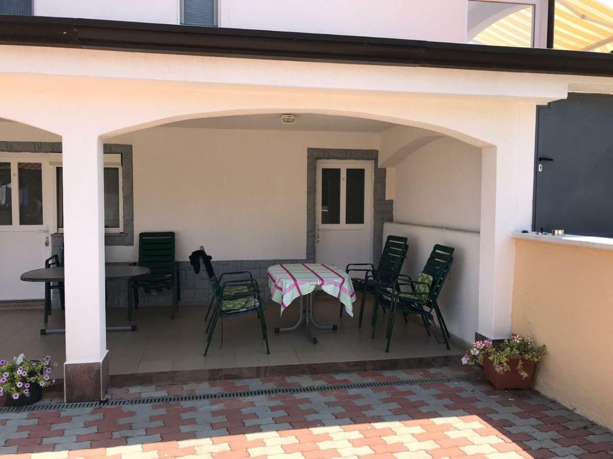 Guesthouse Pejo Porec Bagian luar foto